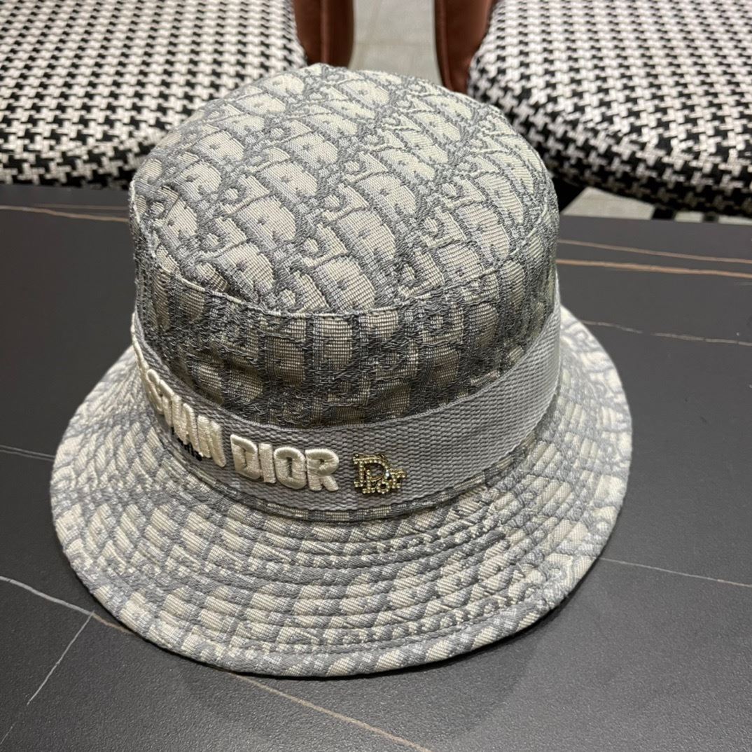 Christian Dior Caps